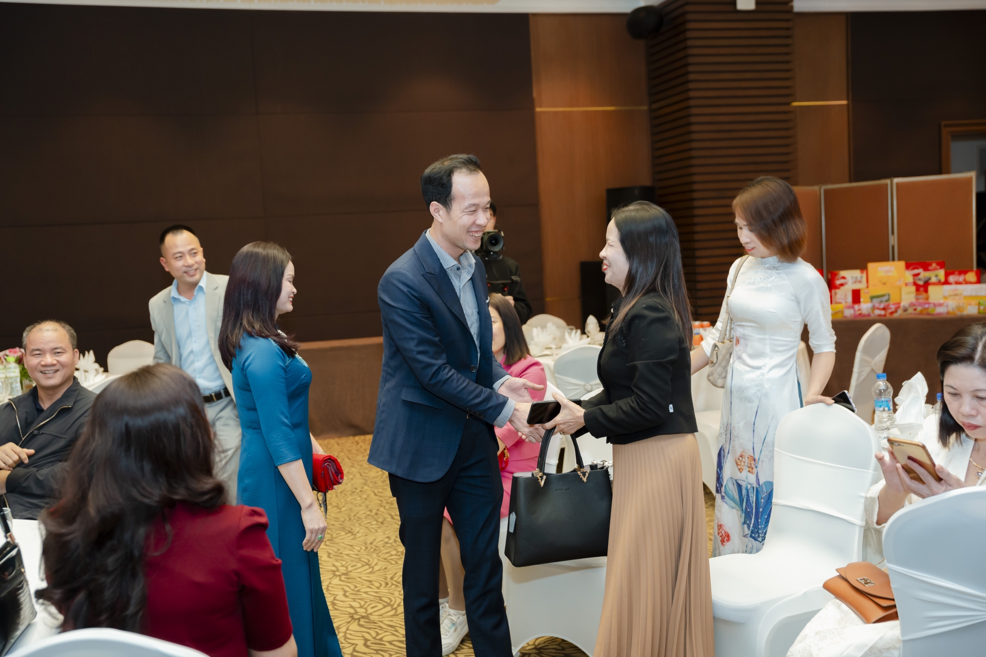 TRI ÂN KHÁCH HÀNG (19/03/2025)