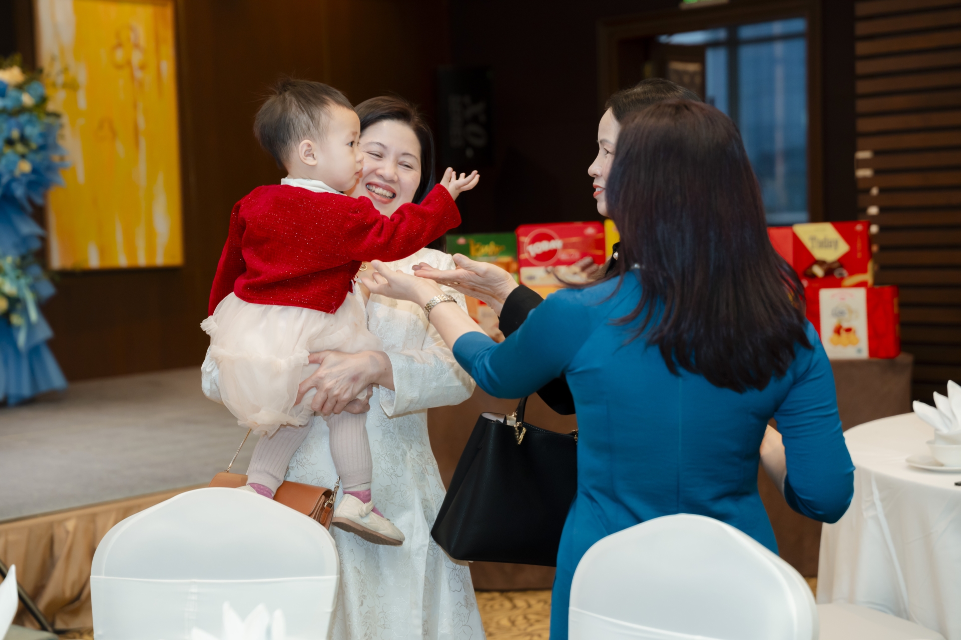 TRI ÂN KHÁCH HÀNG (19/03/2025)