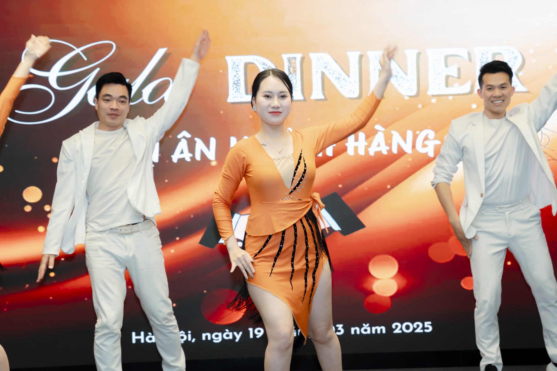 TRI ÂN KHÁCH HÀNG (19/03/2025)