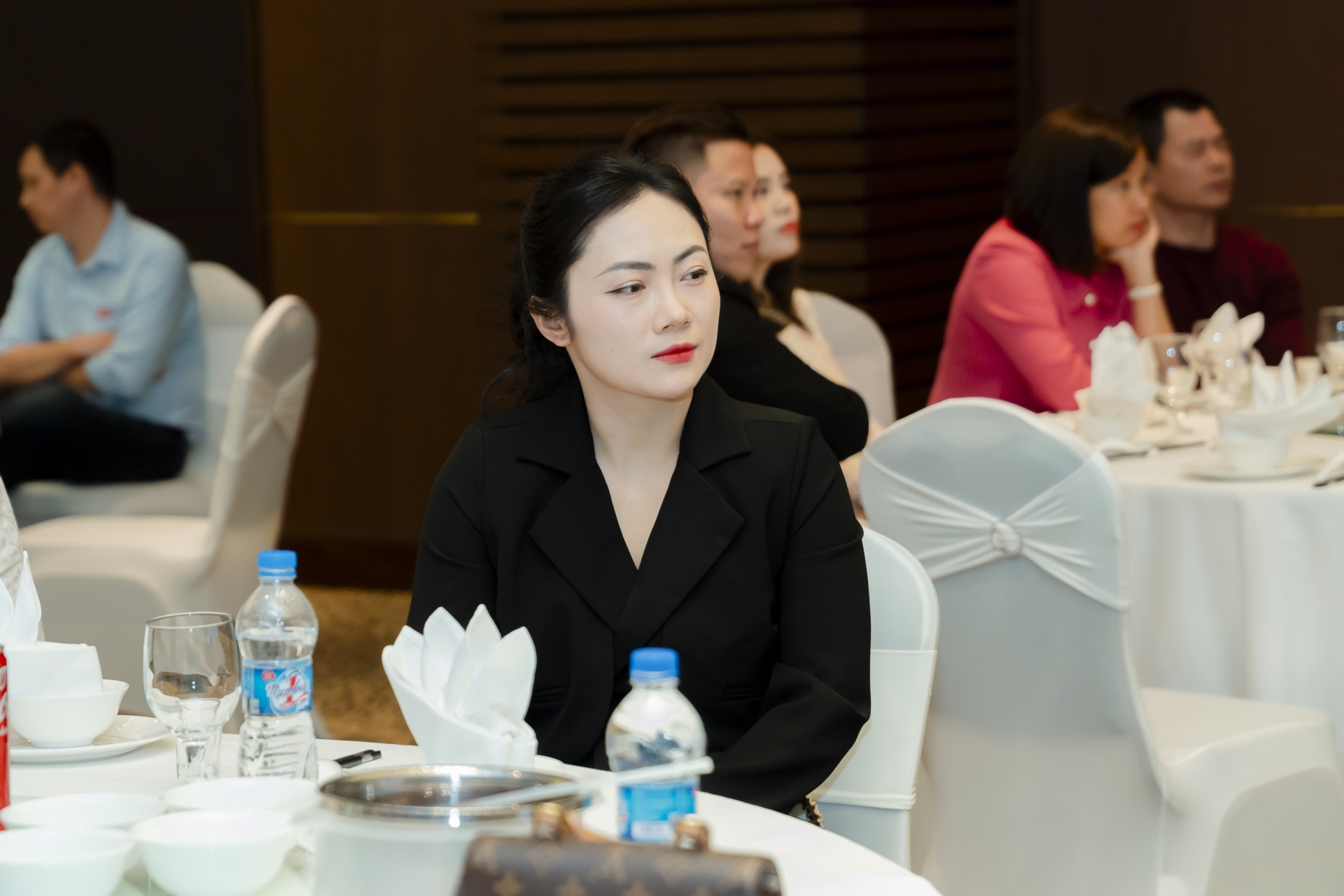 TRI ÂN KHÁCH HÀNG (19/03/2025)