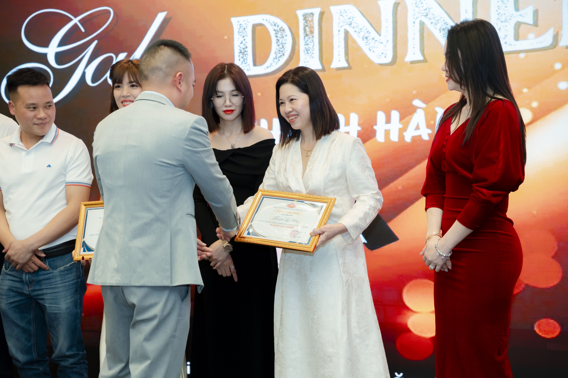 TRI ÂN KHÁCH HÀNG (19/03/2025)