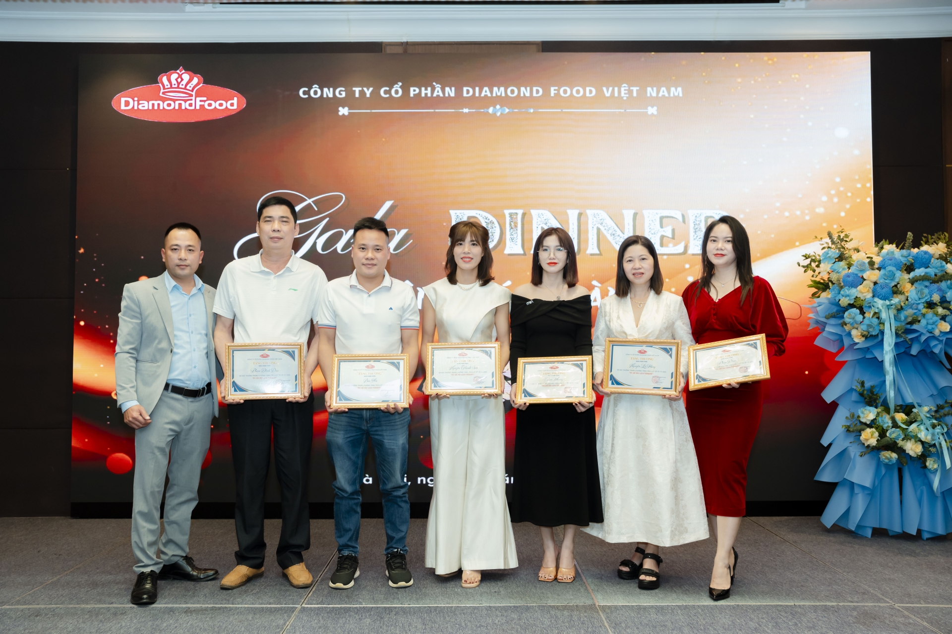 TRI ÂN KHÁCH HÀNG (19/03/2025)