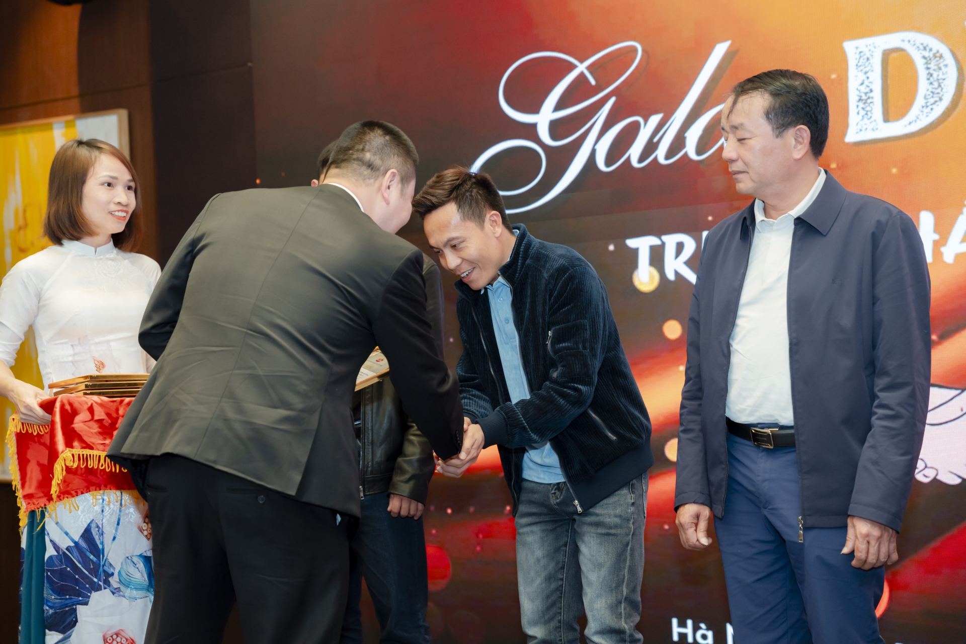 TRI ÂN KHÁCH HÀNG (19/03/2025)