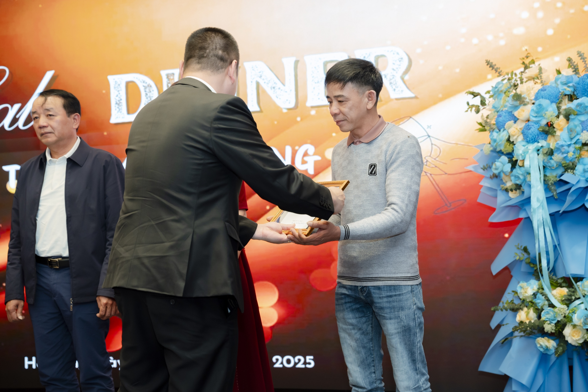 TRI ÂN KHÁCH HÀNG (19/03/2025)