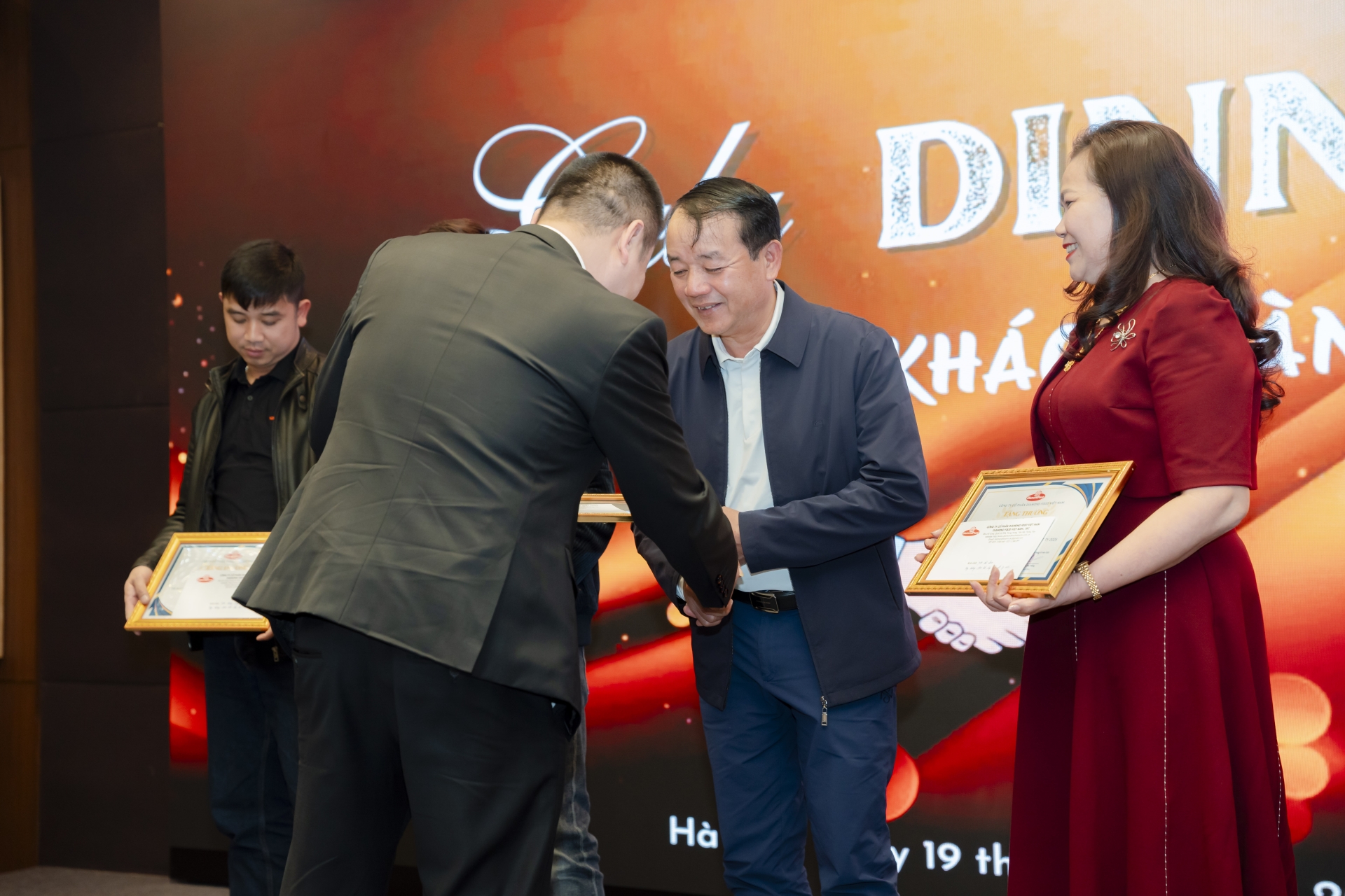 TRI ÂN KHÁCH HÀNG (19/03/2025)