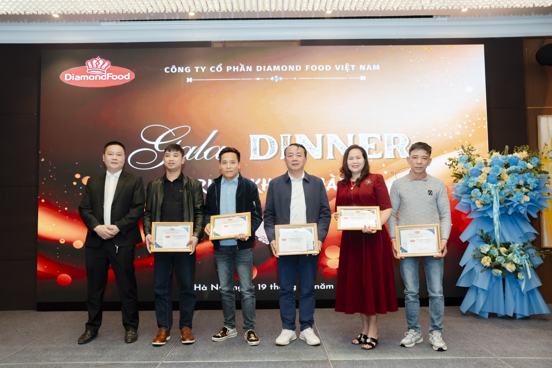 TRI ÂN KHÁCH HÀNG (19/03/2025)