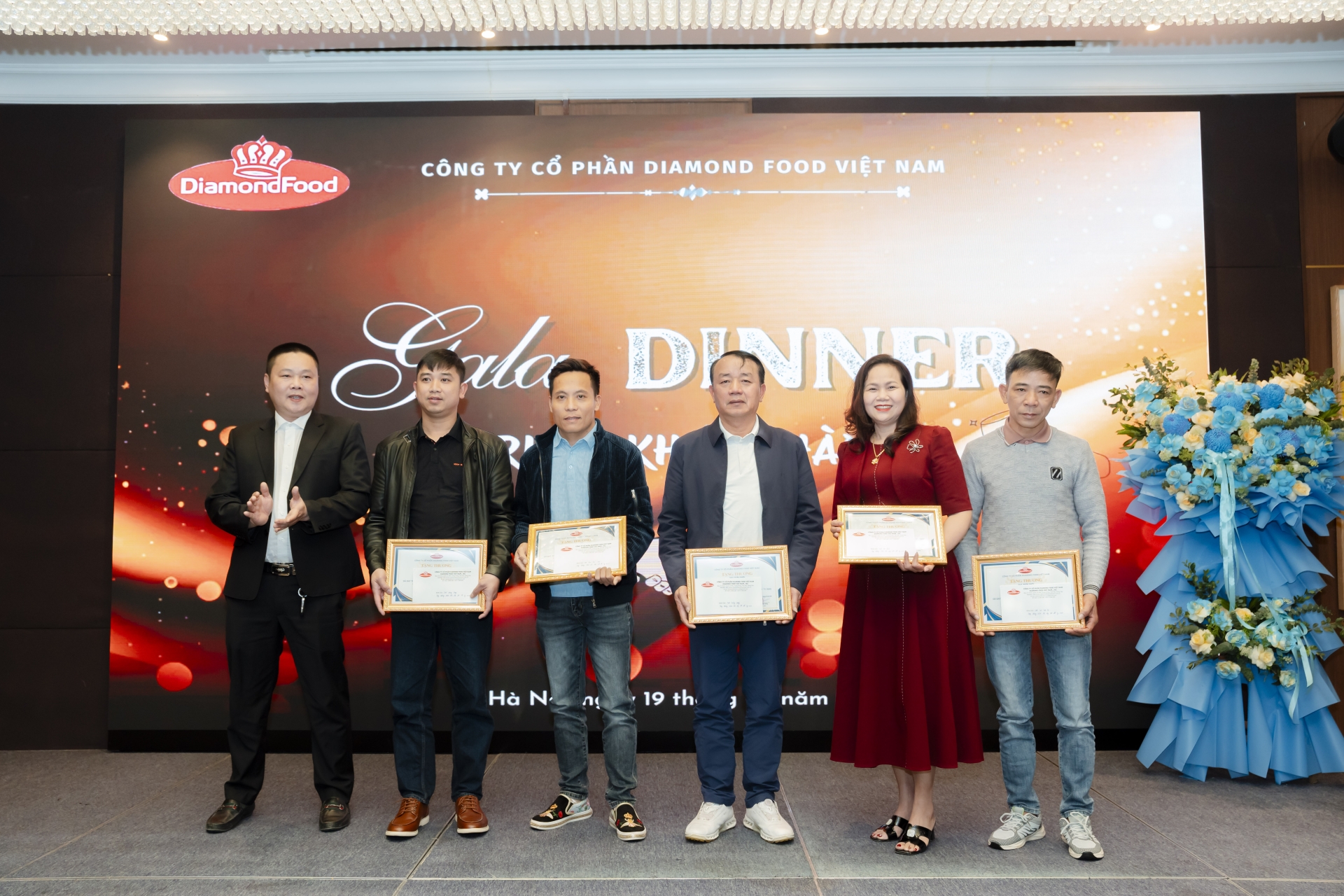 TRI ÂN KHÁCH HÀNG (19/03/2025)