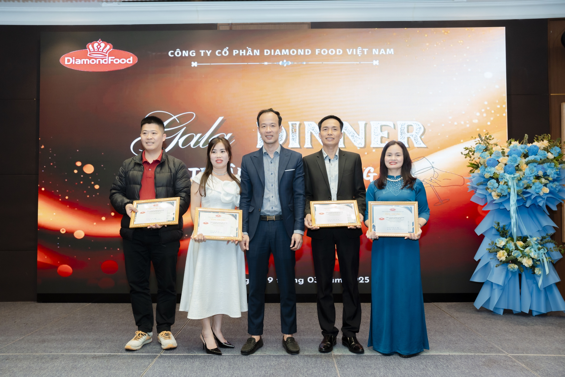 TRI ÂN KHÁCH HÀNG (19/03/2025)