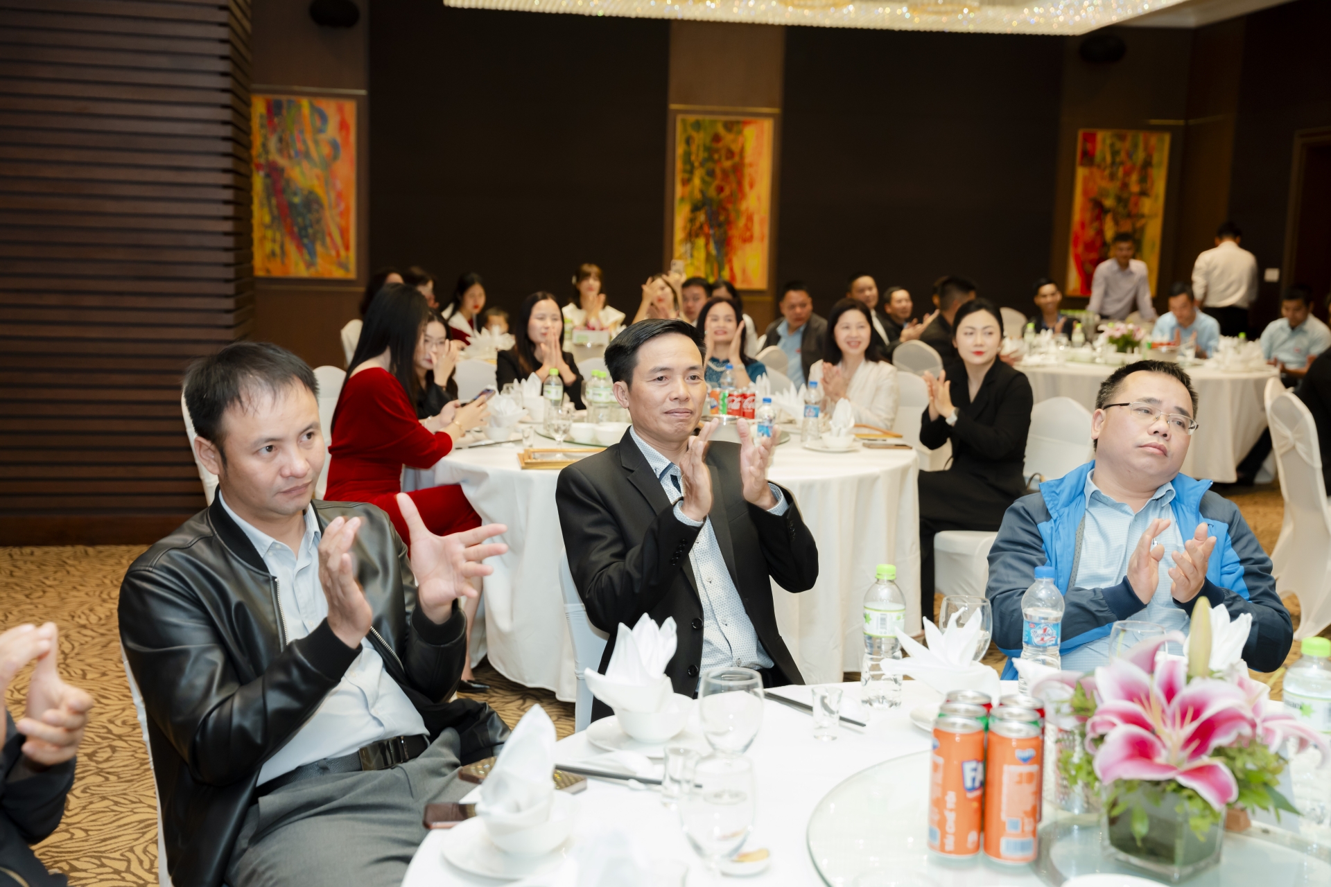 TRI ÂN KHÁCH HÀNG (19/03/2025)