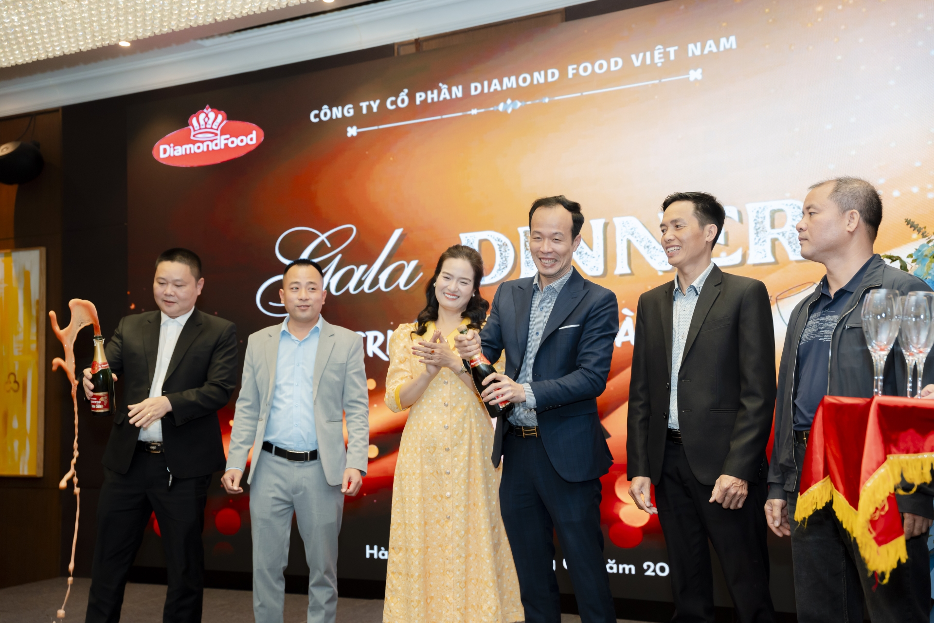 TRI ÂN KHÁCH HÀNG (19/03/2025)