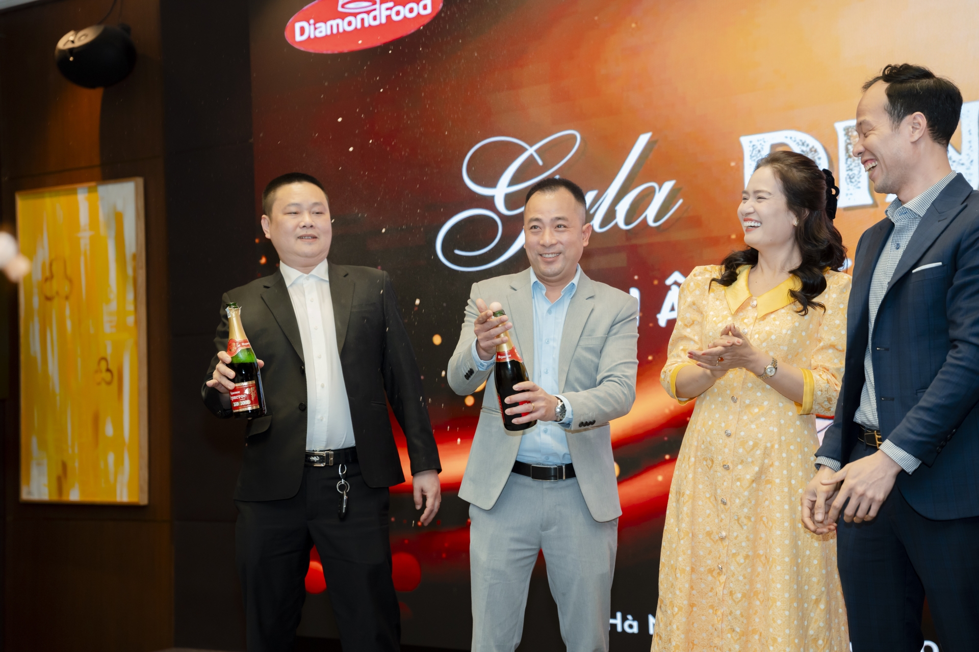 TRI ÂN KHÁCH HÀNG (19/03/2025)