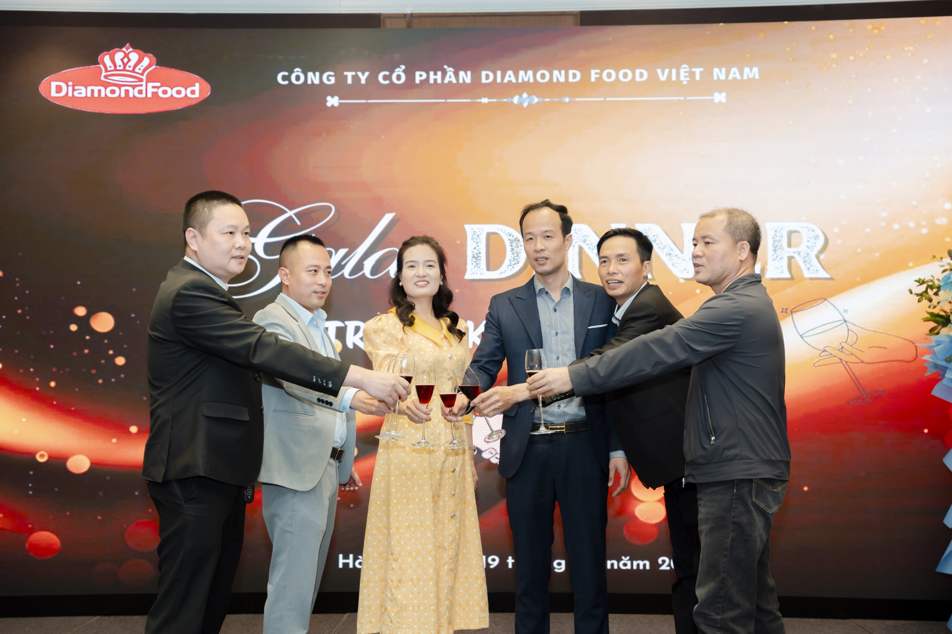 TRI ÂN KHÁCH HÀNG (19/03/2025)