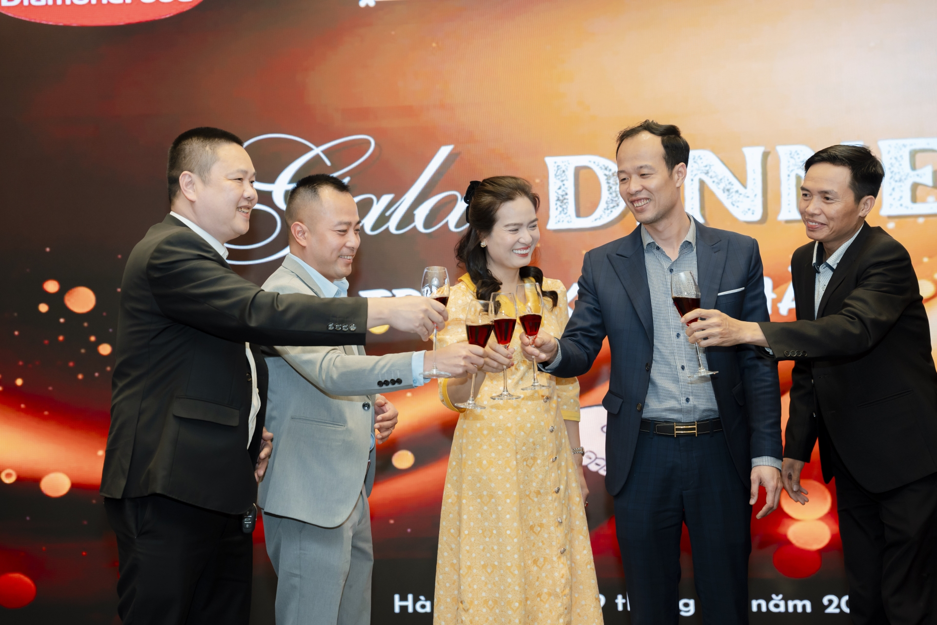 TRI ÂN KHÁCH HÀNG (19/03/2025)