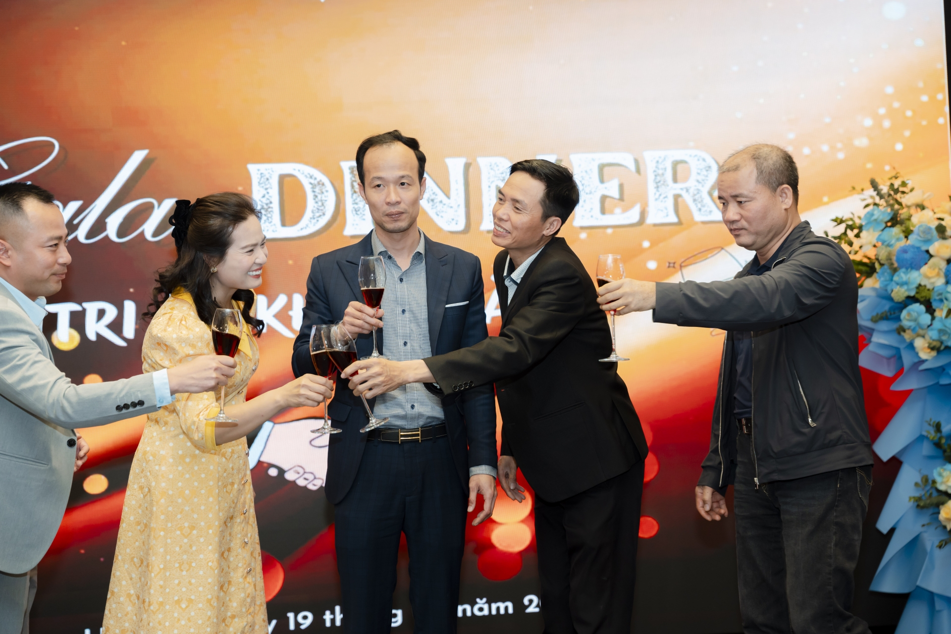 TRI ÂN KHÁCH HÀNG (19/03/2025)