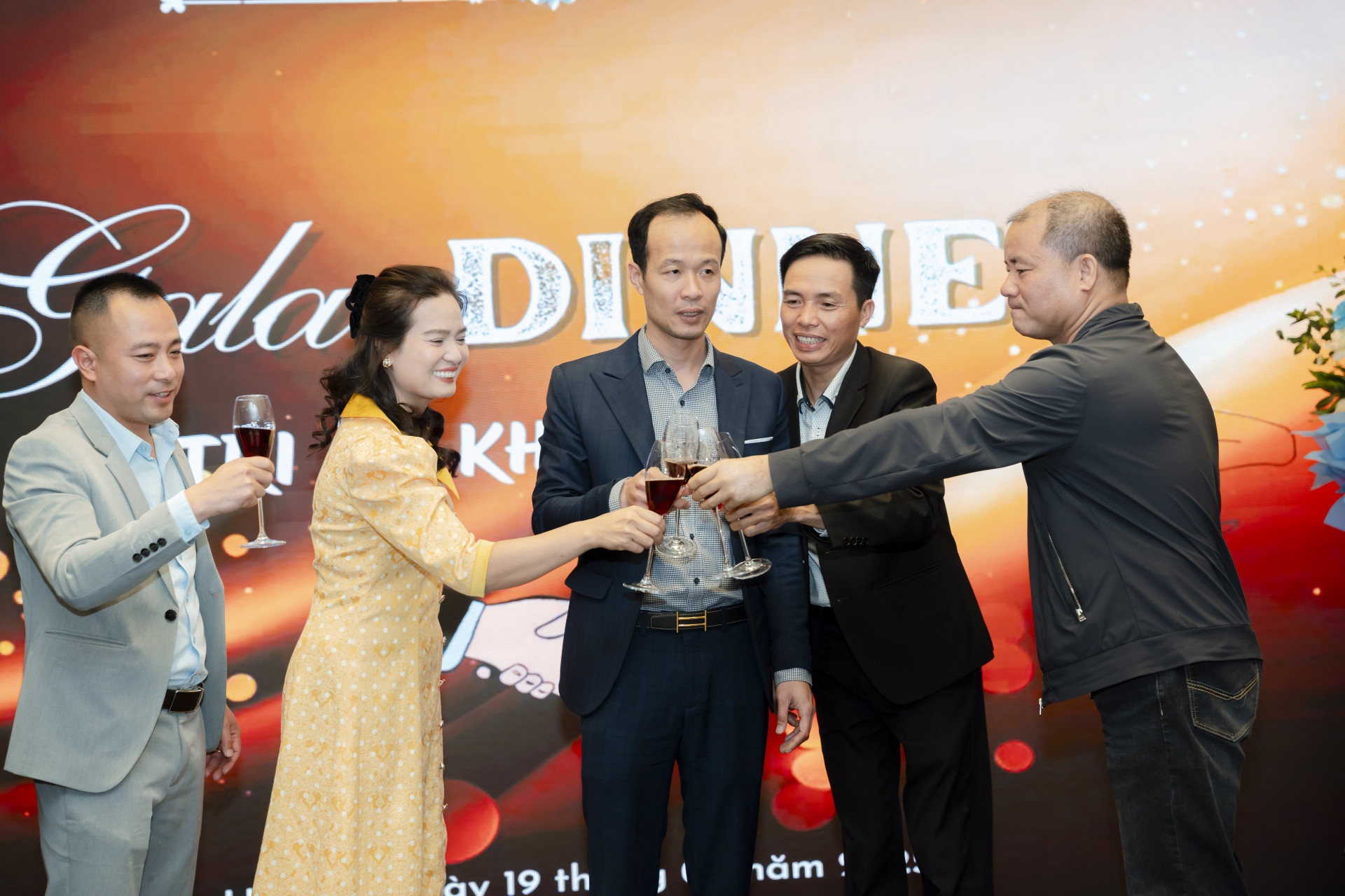 TRI ÂN KHÁCH HÀNG (19/03/2025)