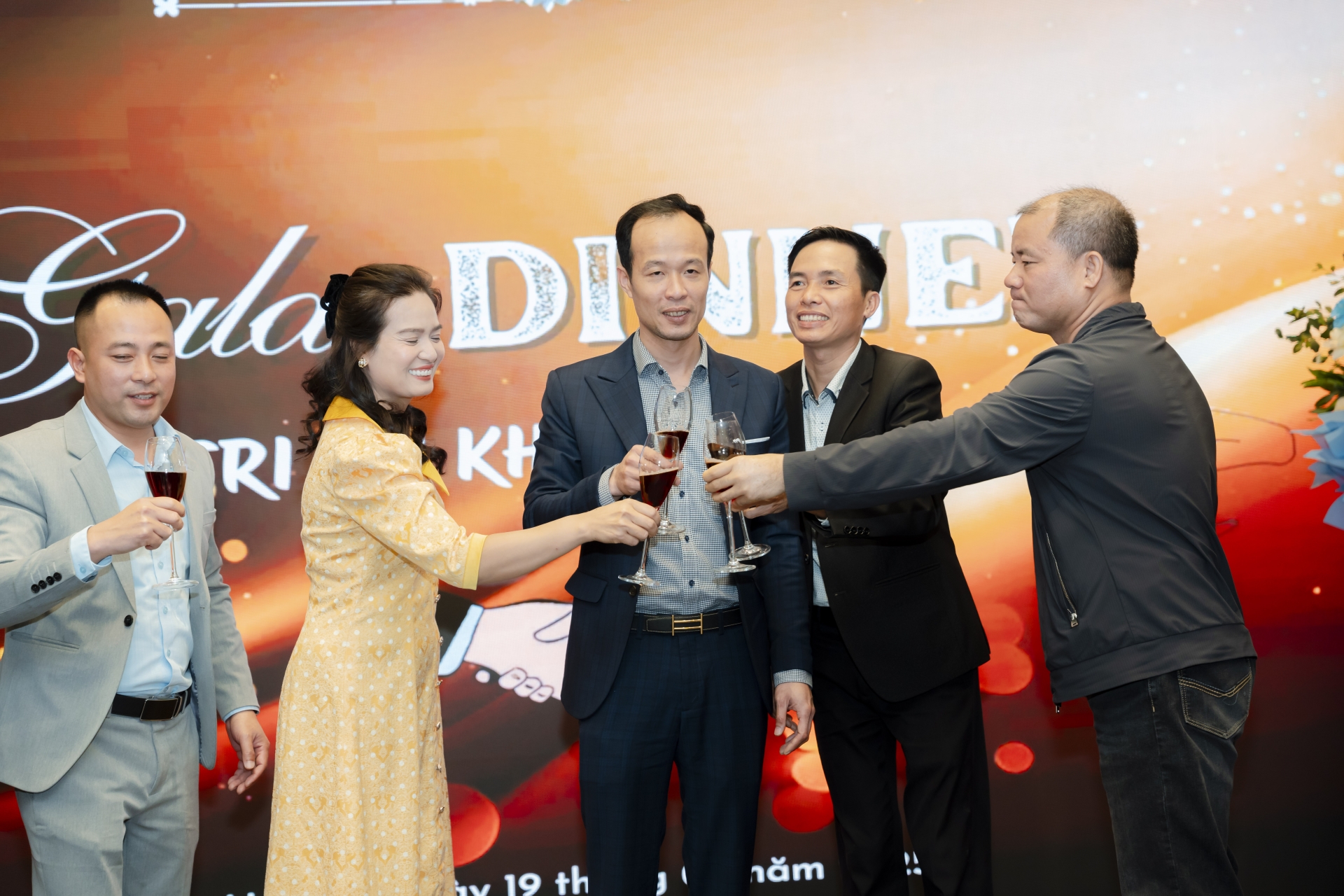 TRI ÂN KHÁCH HÀNG (19/03/2025)