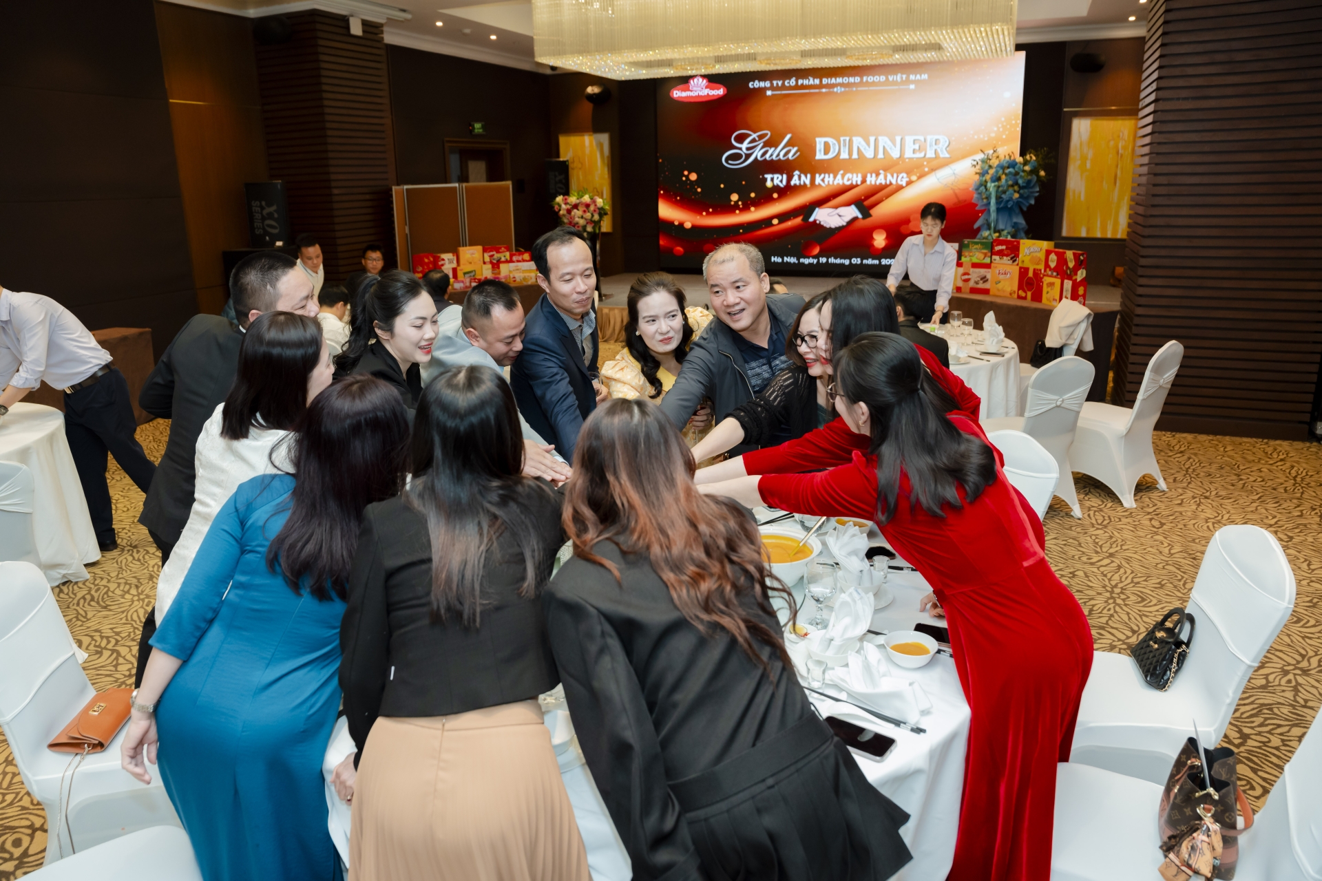 TRI ÂN KHÁCH HÀNG (19/03/2025)