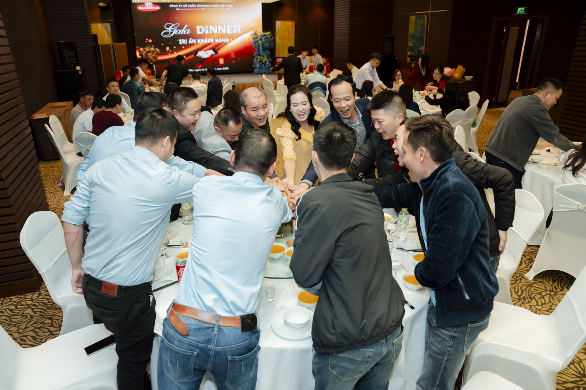 TRI ÂN KHÁCH HÀNG (19/03/2025)