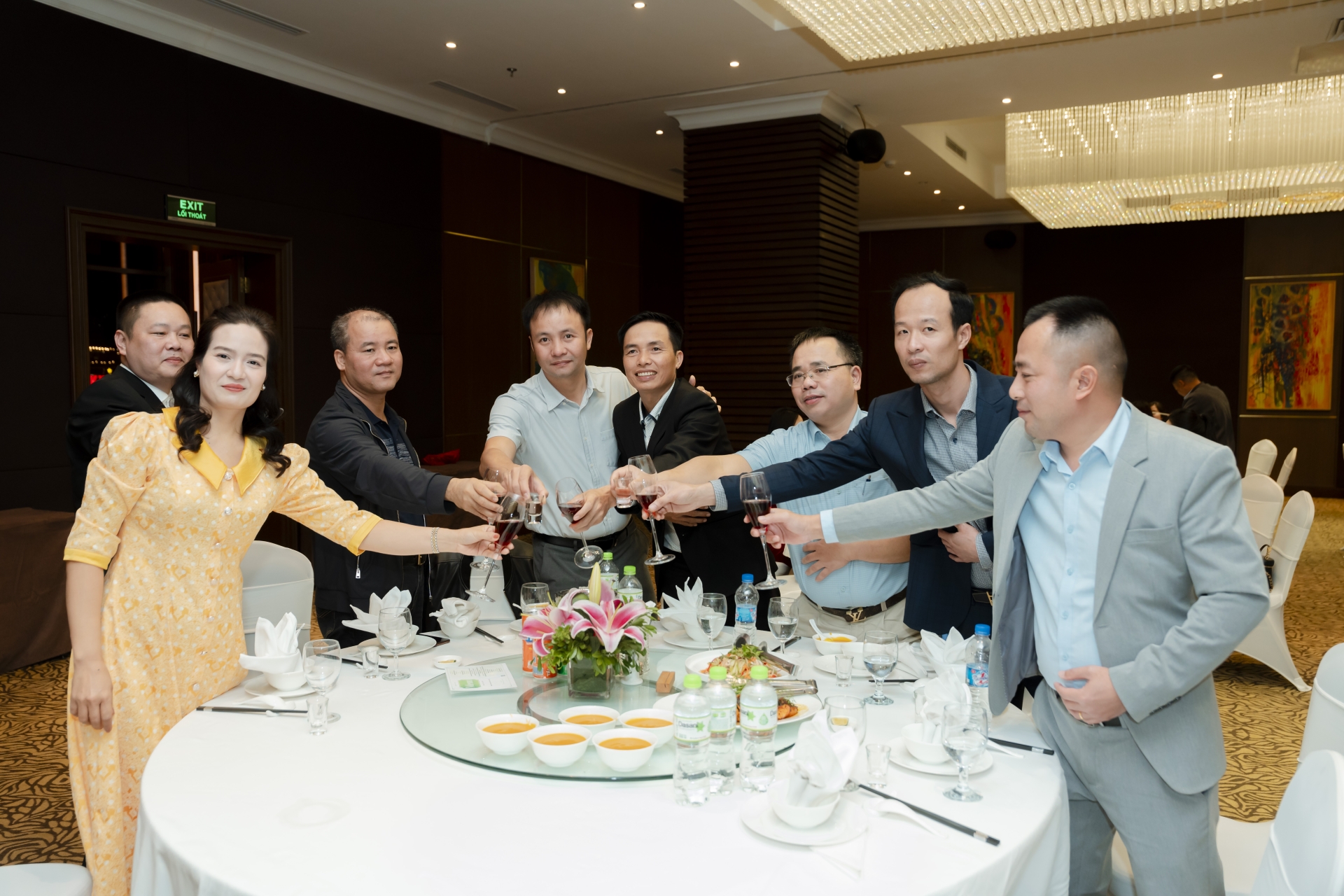 TRI ÂN KHÁCH HÀNG (19/03/2025)