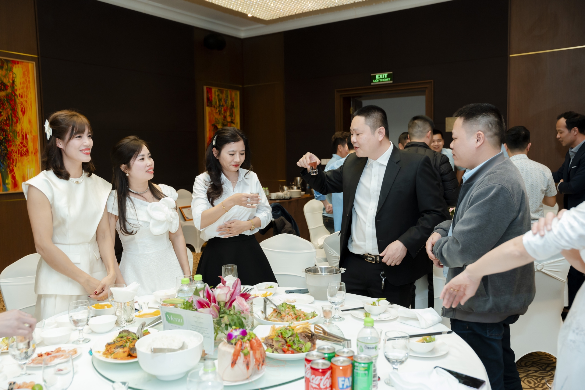 TRI ÂN KHÁCH HÀNG (19/03/2025)