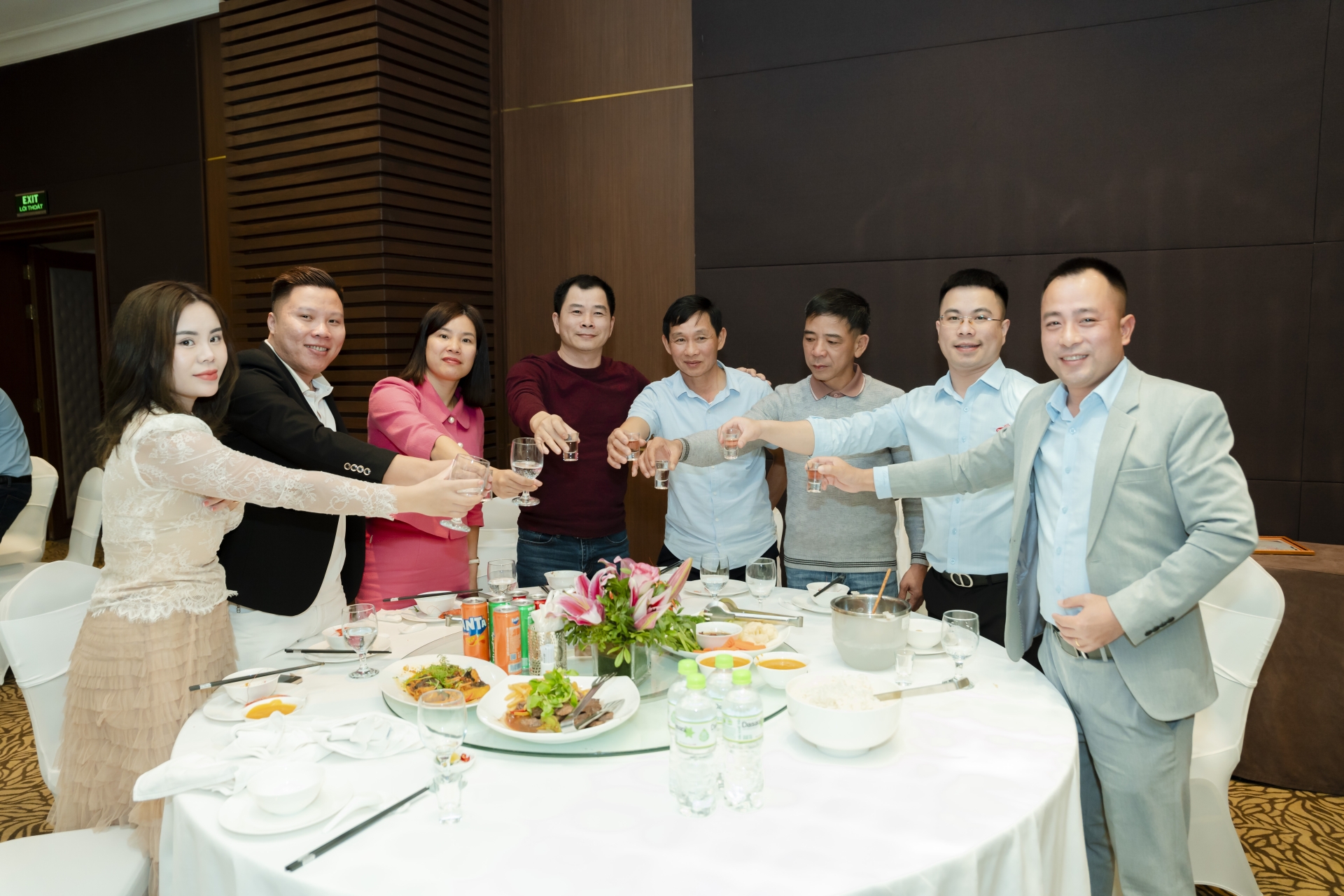 TRI ÂN KHÁCH HÀNG (19/03/2025)