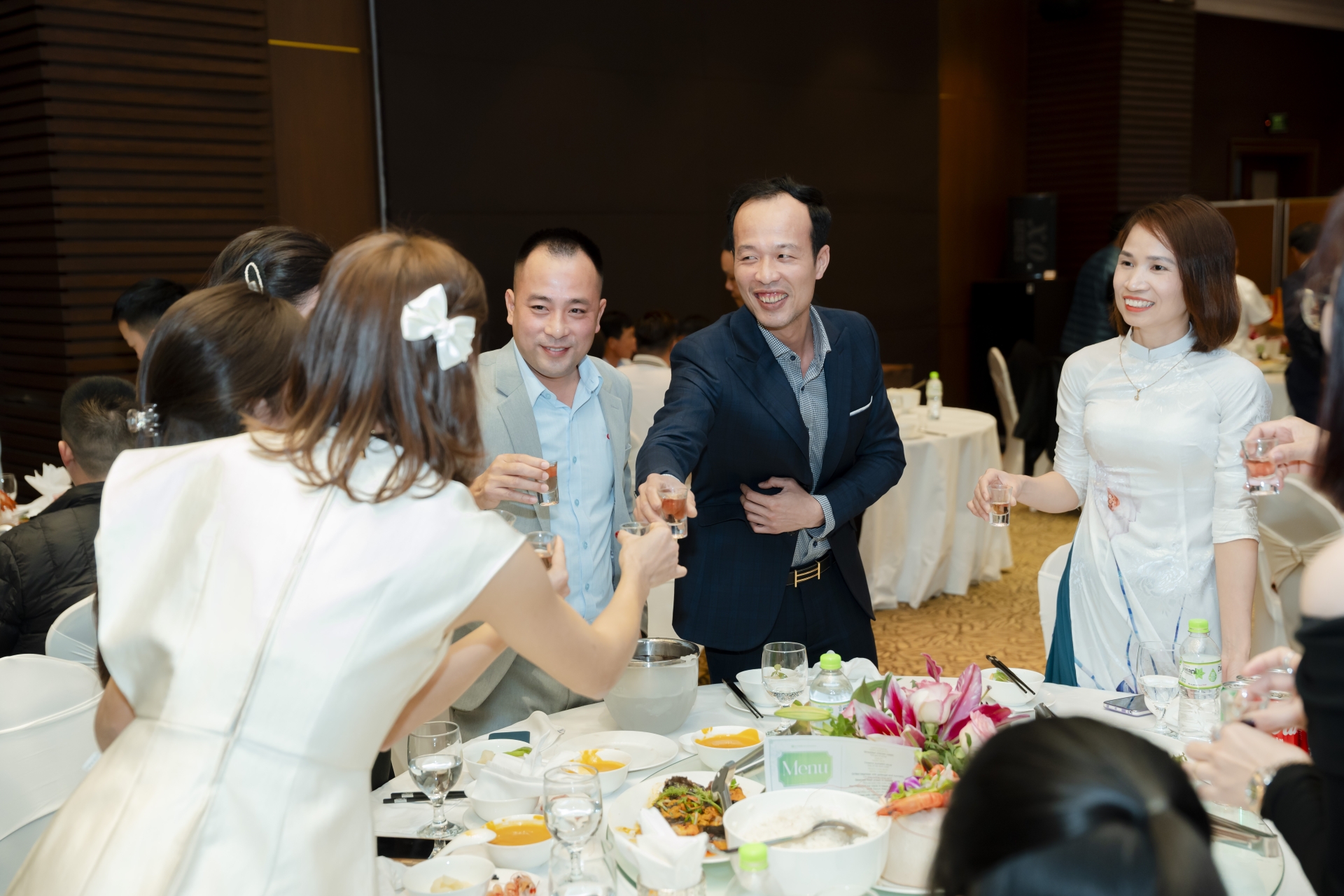 TRI ÂN KHÁCH HÀNG (19/03/2025)