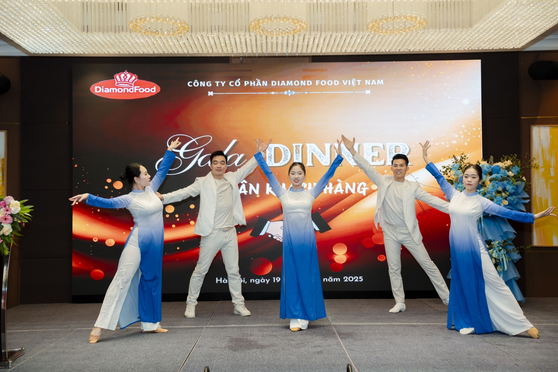 TRI ÂN KHÁCH HÀNG (19/03/2025)