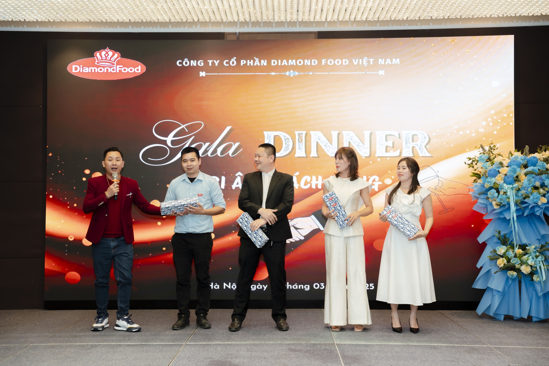 TRI ÂN KHÁCH HÀNG (19/03/2025)