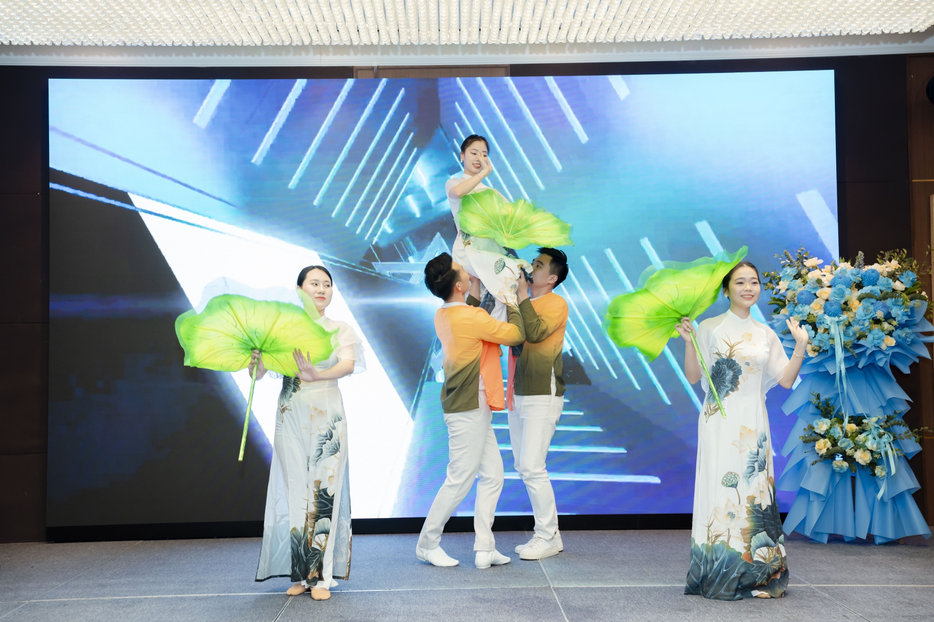 TRI ÂN KHÁCH HÀNG (19/03/2025)