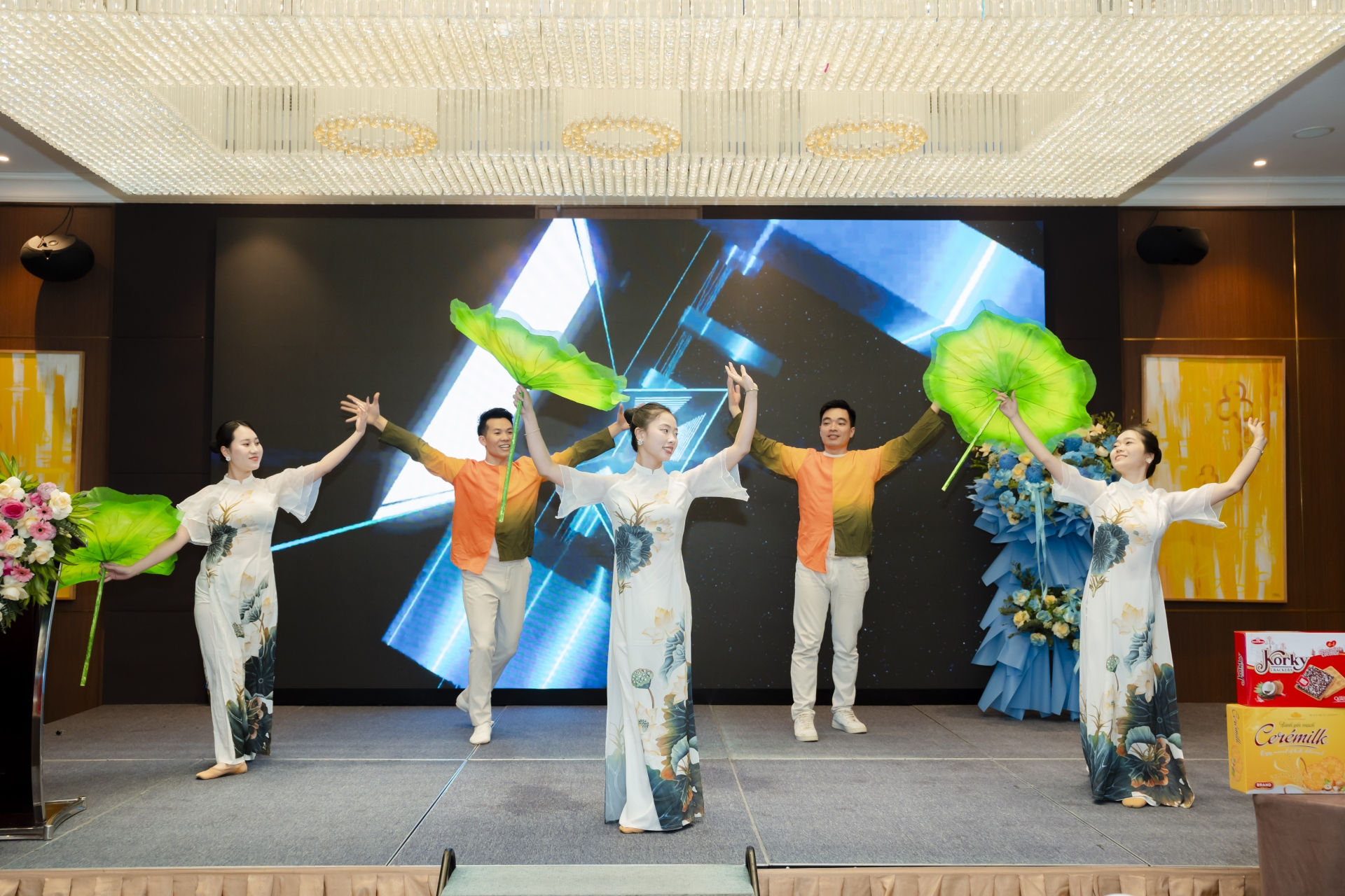 TRI ÂN KHÁCH HÀNG (19/03/2025)