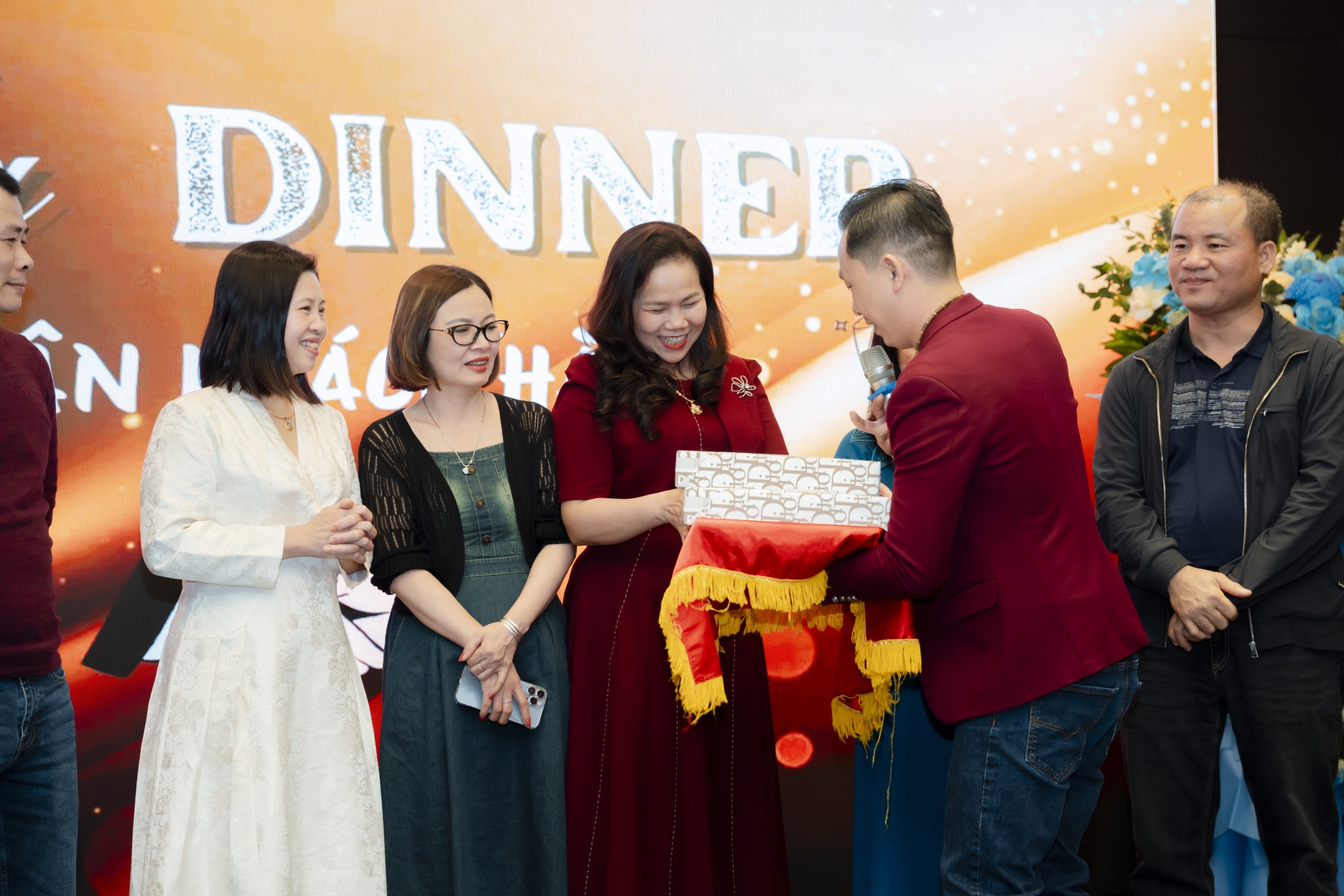 TRI ÂN KHÁCH HÀNG (19/03/2025)