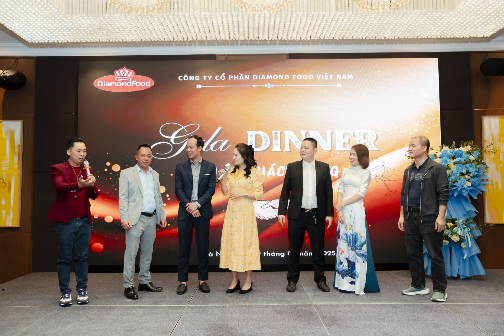 TRI ÂN KHÁCH HÀNG (19/03/2025)